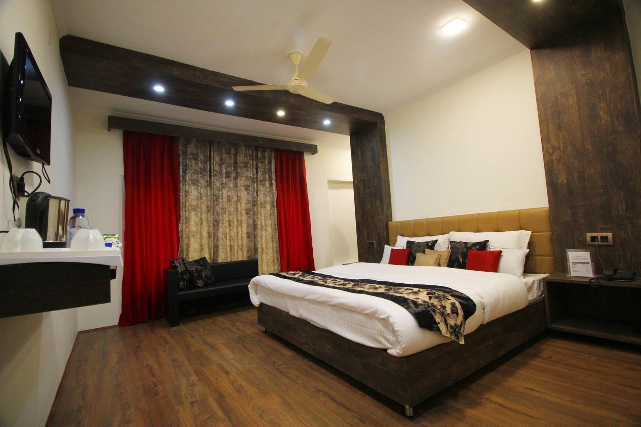 Hotel Green Leaf Srīnagar 外观 照片