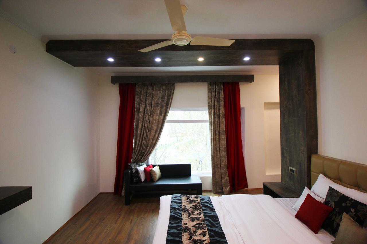 Hotel Green Leaf Srīnagar 外观 照片